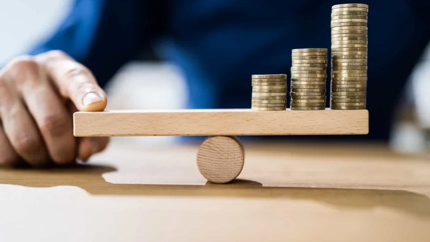 inflacao-desacelera-a-0,43%-em-abril;-alimentos-e-remedios-pressionam