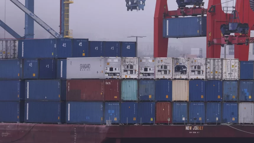 exportacoes-da-china-aumentaram-8%-em-abril-apesar-da-guerra-comercial