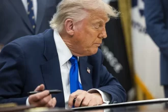 trump-declara-que-vai-anunciar-“grande-acordo-comercial”