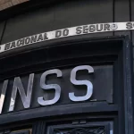 orgaos-de-defesa-do-consumidor-entram-com-acao-civil-publica-contra-inss-e-entidades
