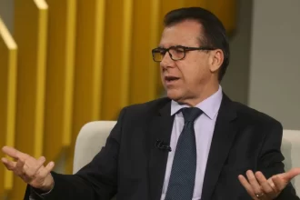 ministro-do-trabalho-diz-que-economia-vive-‘mau-momento’-com-juros-e-pede-fim-da-escala-6×1
