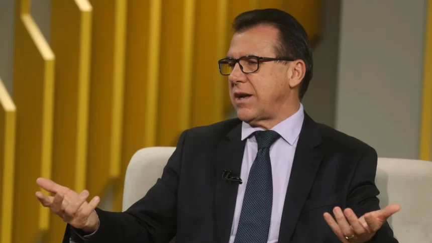 ministro-do-trabalho-diz-que-economia-vive-‘mau-momento’-com-juros-e-pede-fim-da-escala-6×1