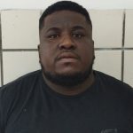 suspeito-de-assaltar-loja-e-levar-r$-30-mil-em-itamaraju-e-preso-em-teixeira