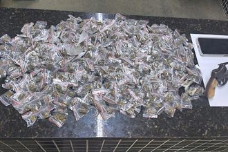 tiroteio:-suspeito-morre-em-confronto-com-o-peto-em-itamaraju