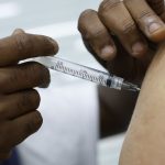 casos-de-sindrome-respiratoria-aguda-grave-caem-no-pais,-diz-fiocruz