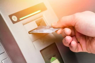 caixa-inaugura-primeira-agencia-movel-na-segunda-maior-favela-do-brasil