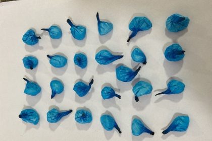 pm-apreende-adolescente-por-ato-infracional-de-trafico-de-drogas-em-teixeira