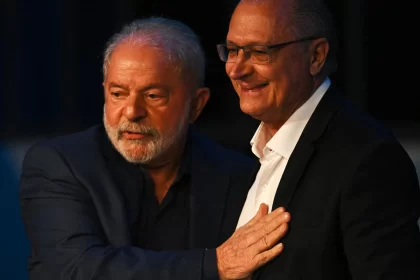 lula-fara-reuniao-com-alckmin-sobre-medidas-a-setores-afetados-por-tarifaco