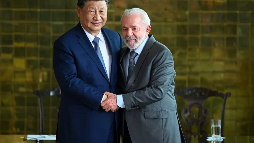 em-telefonema,-lula-e-xi-discutem-‘parceria-estrategica-bilateral’-entre-o-brasil-e-a-china
