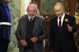 putin-transmite-a-lula-informacoes-positivas-sobre-reuniao-com-trump
