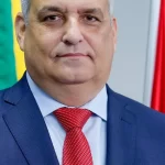 cpi-do-inss-seguira-trilha-do-dinheiro-para-descobrir-apoios-politicos,-diz-relator