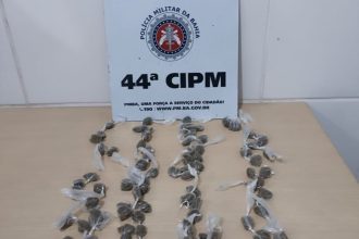 mulher-anuncia-venda-de-drogas-nas-redes-sociais-e-acaba-presa-em-itanhem