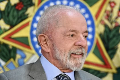 lula-convoca-reuniao-virtual-do-brics-para-discutir-comercio-internacional-e-tarifas