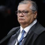 pf-indicia-mulher-que-tentou-agredir-flavio-dino-durante-voo