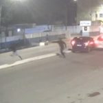 cenas-fortes:-video-flagra-assassinato-em-frente-ao-hospital-de-teixeira