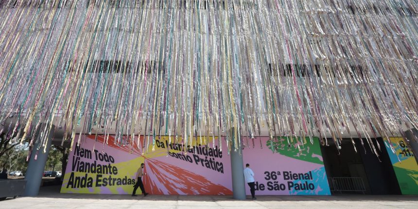 com-reflexoes-sobre-a-humanidade,-bienal-de-sao-paulo-abre-ao-publico