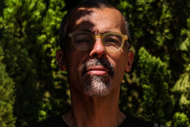 jamil-chade-relata-desumanizacao-de-imigrantes-sob-trump-em-‘distopia’