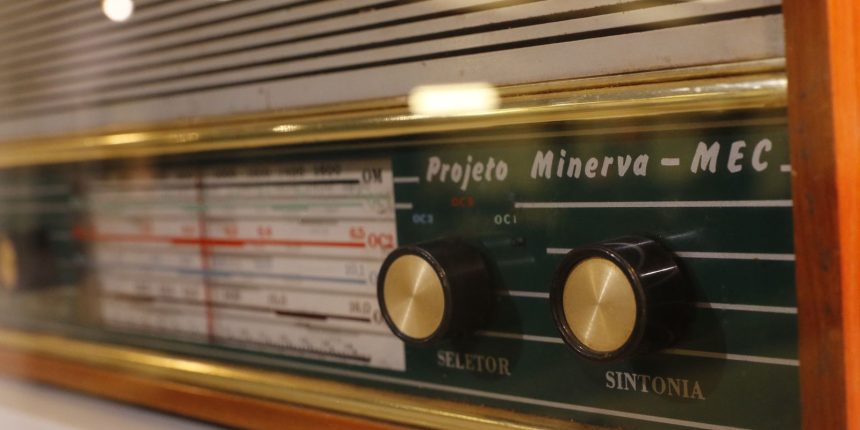 radio-mec-completa-102-anos-como-simbolo-de-cultura-e-educacao-no-pais