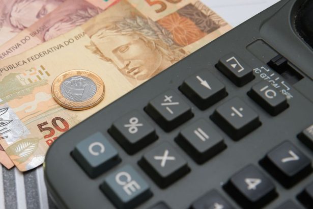 com-mais-de-2,4-mil-emendas,-ldo-deve-ser-votada-nesta-semana