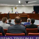 ao-vivo:-stf-retoma-julgamento-de-bolsonaro;-dino-e-o-segundo-a-votar 