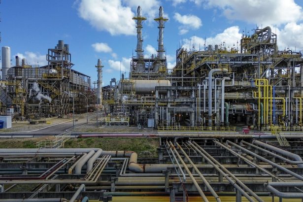 faturamento-da-industria-subiu-5%-em-2025,-mostra-cni