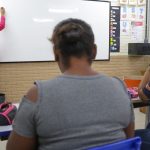 alfabetizacao-de-adultos-pode-aumentar-renda-em-ate-16%,-aponta-estudo