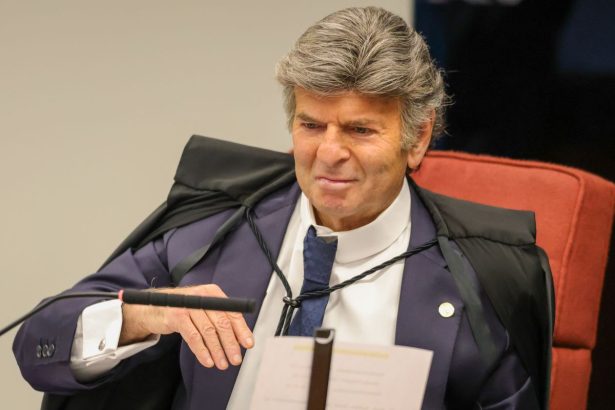 fux-cita-incompetencia-do-stf-para-julgar-acao-contra-bolsonaro