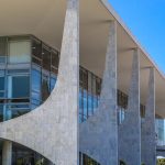 homem-tenta-subir-rampa-do-palacio-do-planalto-duas-vezes-na-madrugada