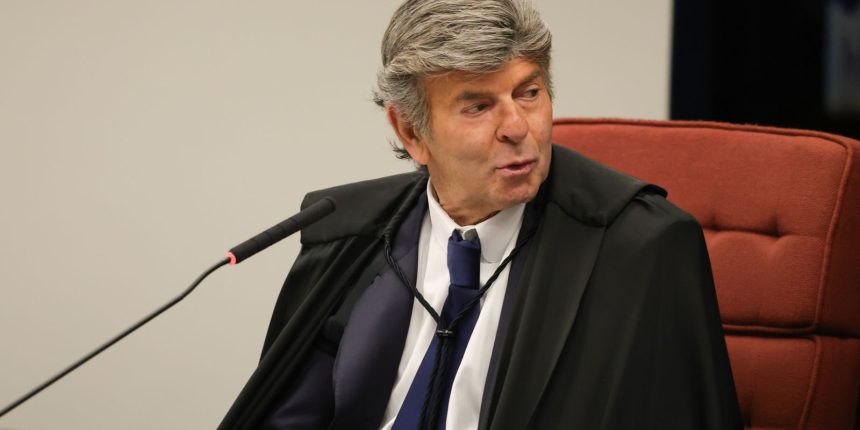 fux-absolve-bolsonaro-dos-cinco-crimes-da-trama-golpista