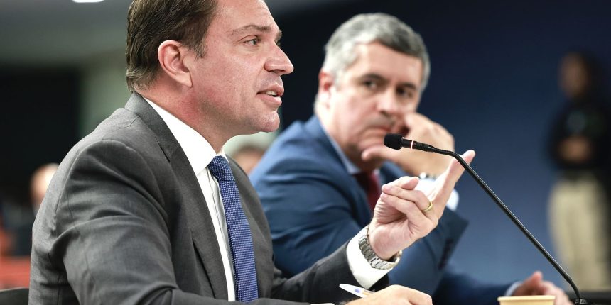 trama-golpista:-fux-vota-pela-absolvicao-de-ex-diretor-da-abin