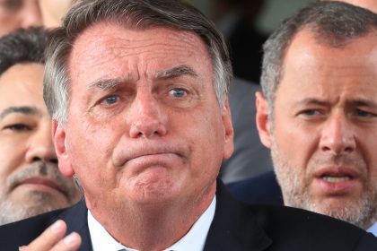 por-4-a-1,-stf-condena-bolsonaro-e-mais-sete-pela-trama-golpista