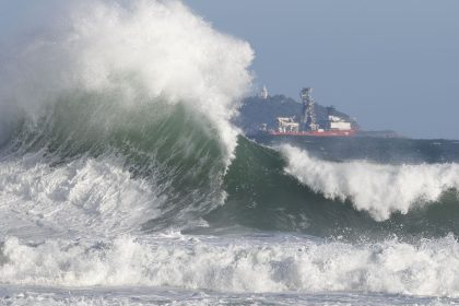 familia-identifica-corpo-da-jovem-que-desapareceu-na-praia-do-leme