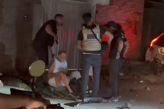 foragido-suspeito-de-ligacao-com-o-pcc-e-preso-apos-acidente-em-porto-seguro