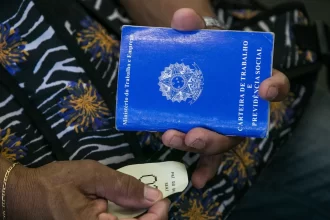 80-mil-empregadores-serao-notificados-para-regularizar-fgts-de-domesticos