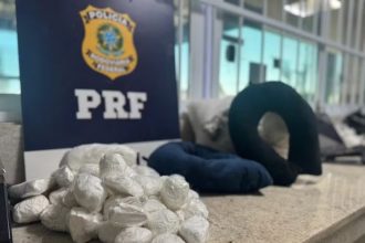 adolescente-e-mulher-sao-apreendidas-por-transportarem-4,5-kg-de-cocaina