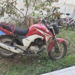 policia-militar-recupera-motocicleta-furtada-e-prende-suspeito-em-alcobaca