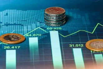 bolsa-renova-maxima-historica,-e-dolar-sobe-em-linha-com-o-exterior