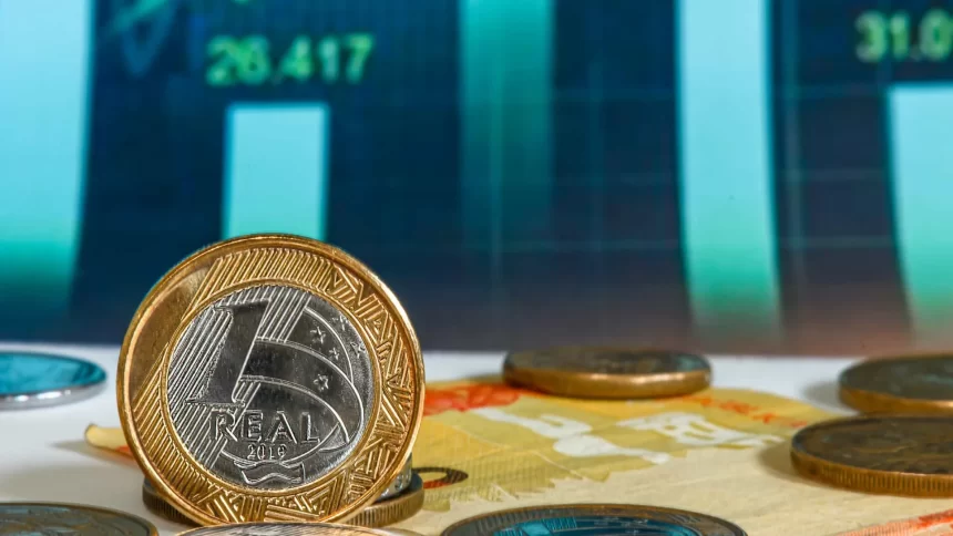 selic-no-fim-de-2025-continua-em-15%,-aponta-focus