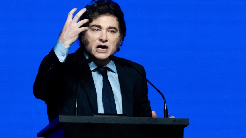 secretario-de-trump-afirma-que-fara-o-possivel-para-ajudar-milei-a-superar-crise