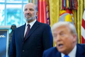 e-preciso-‘consertar’-o-brasil,-diz-secretario-de-comercio-de-trump