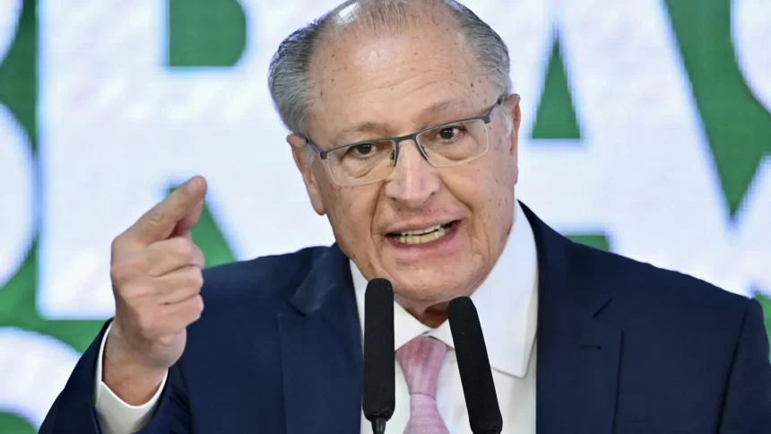 estamos-otimistas-com-negociacoes-com-trump,-diz-alckmin-em-entrevista