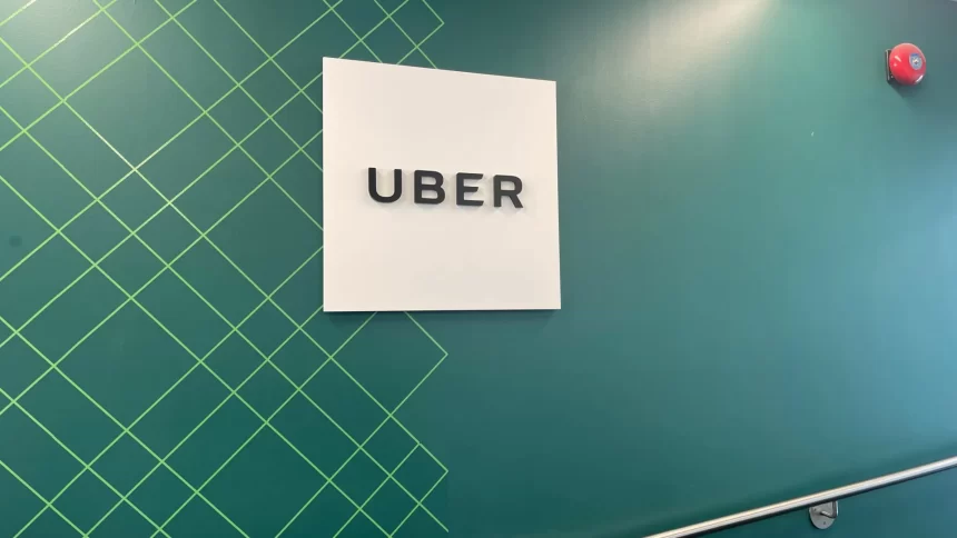 governo-defende-piso-salarial-e-limite-de-horas-para-trabalhador-de-uber-e-outros-apps