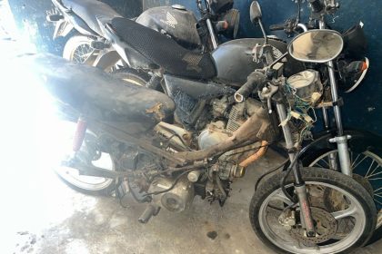 veiculos-adulterados-sao-encontrados-em-operacao-policial-no-distrito-de-itabata