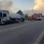 teixeira:-caminhao-carregado-de-carne-pega-fogo-e-fica-totalmente-destruido
