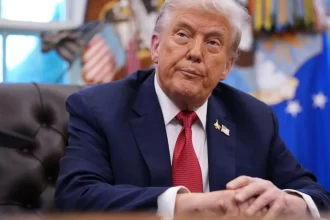 eua-sob-trump-desaceleram,-e-‘caca’-a-imigrantes-distorce-taxa-de-desemprego