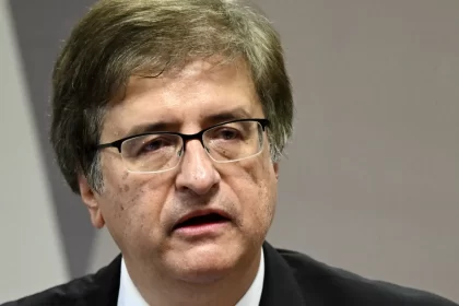 gonet-arquiva-investigacao-contra-bolsonaro-e-braga-netto-por-7-de-setembro-de-2022