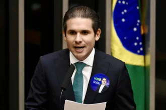 motta-confirma,-no-x,-votacao-do-projeto-de-isencao-de-ir-na-camara