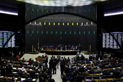 stf-deve-manter-numero-de-deputados-para-evitar-decidir-entre-congresso-e-governo
