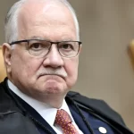 fachin-assume-presidencia-do-stf-e-diz-que-moraes-‘merece-nossa-saudacao-e-solidariedade’