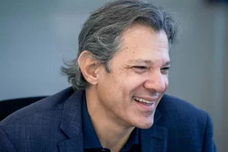 haddad:-determinacao-de-lula-e-trump-e-virar-pagina-equivocada-na-relacao-entre-brasil-e-eua